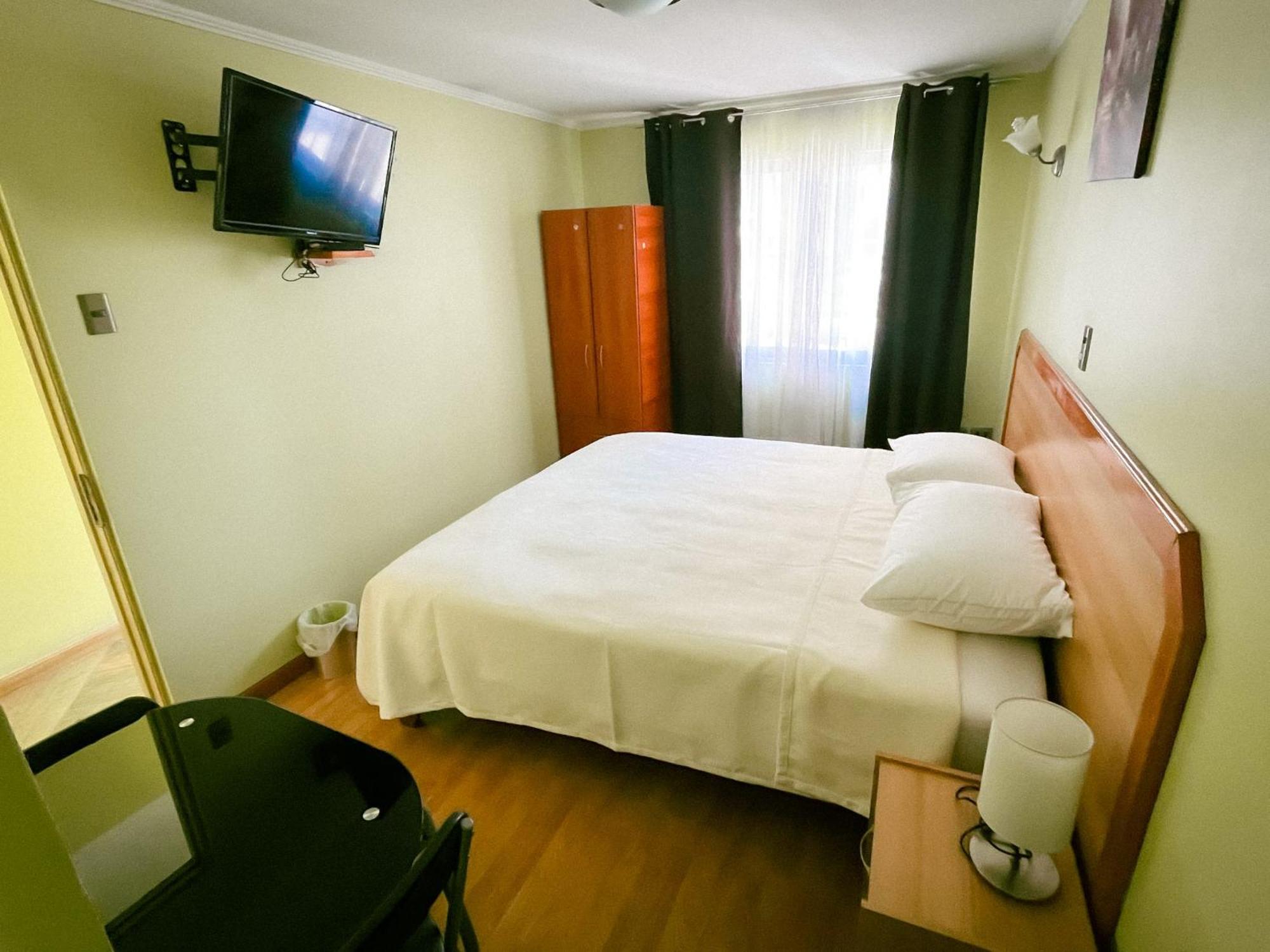 Hostal Sol Del Pacifico Икике Екстериор снимка