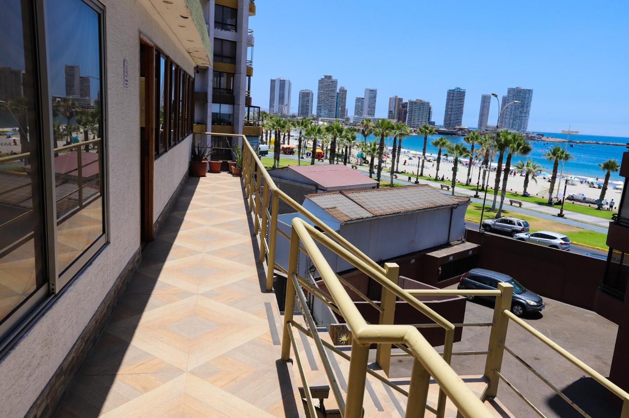 Hostal Sol Del Pacifico Икике Екстериор снимка