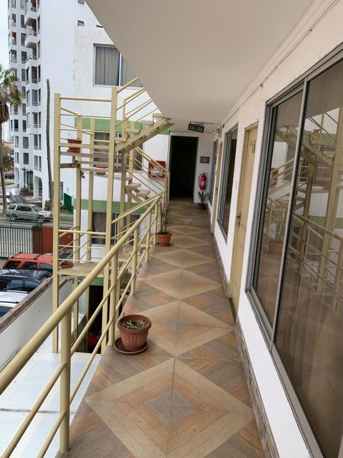 Hostal Sol Del Pacifico Икике Екстериор снимка